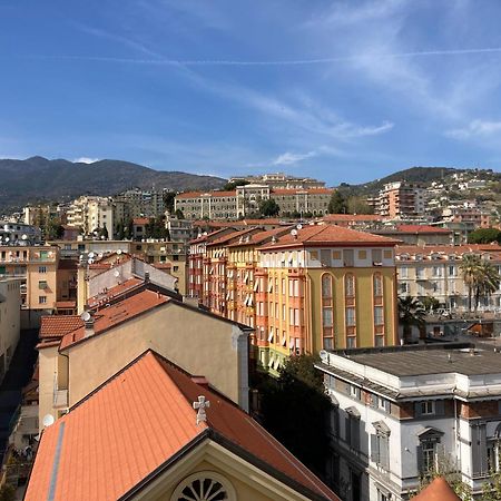 Centro Immobiliare Flagships Apartments Sanremo Bagian luar foto