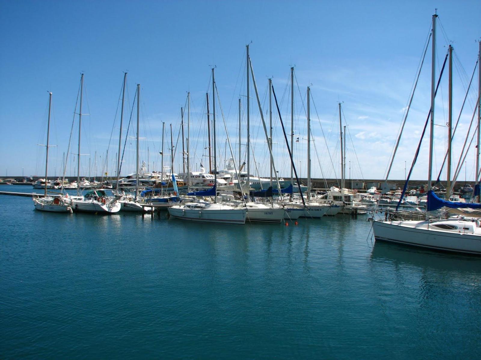 Centro Immobiliare Flagships Apartments Sanremo Bagian luar foto