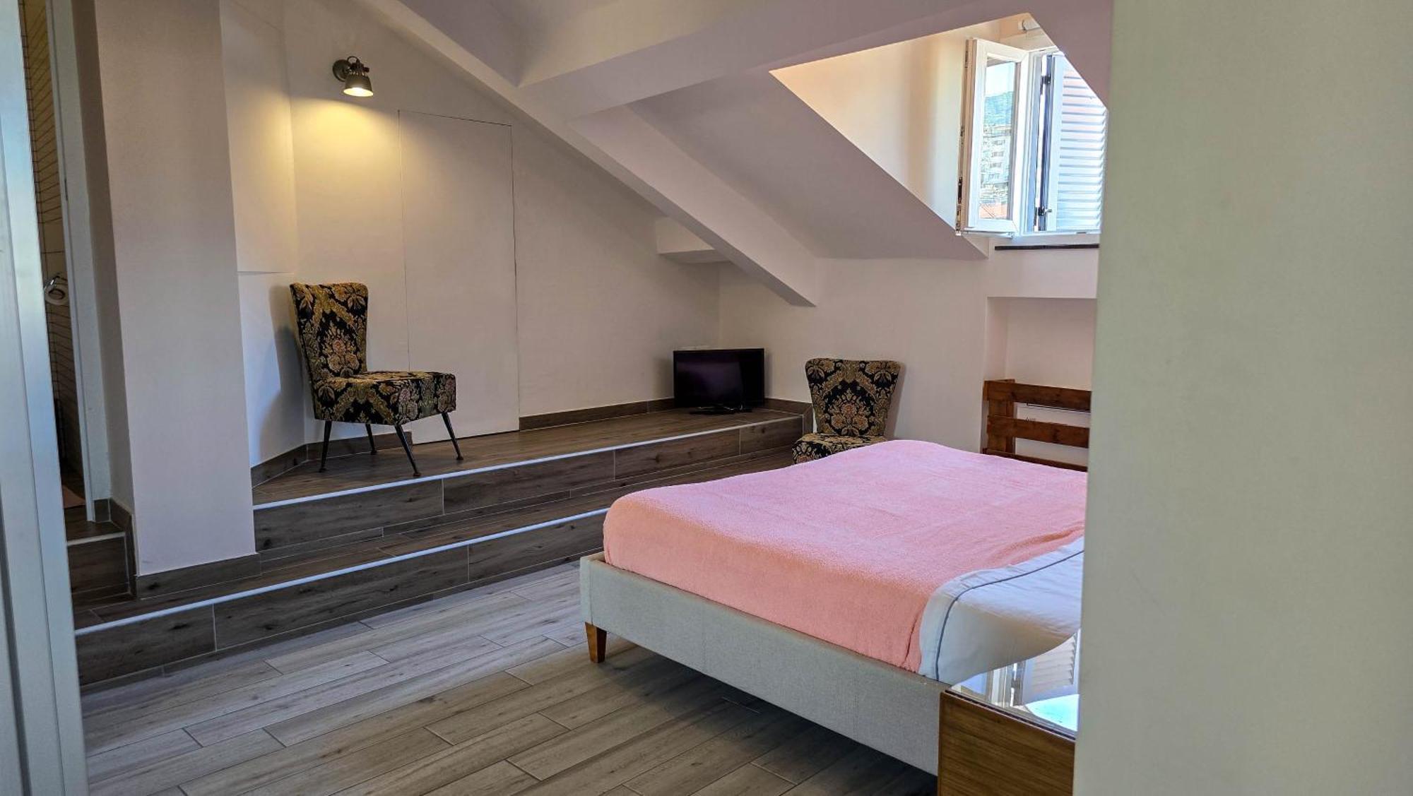 Centro Immobiliare Flagships Apartments Sanremo Bagian luar foto